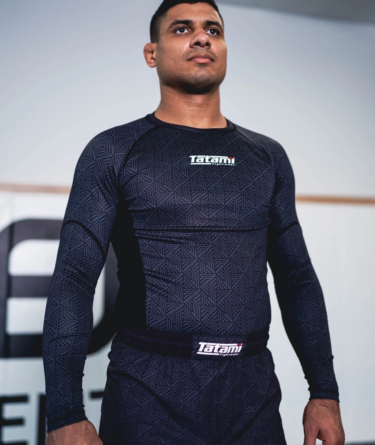 Dimension Long Sleeve Rash Guard - Black - Image 2