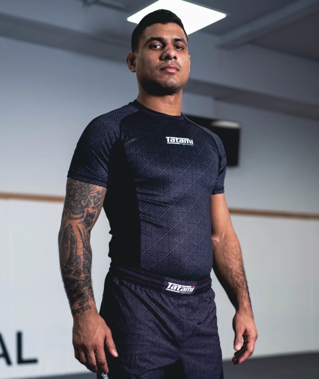Dimension Short Sleeve Rash Guard - Black - Image 2