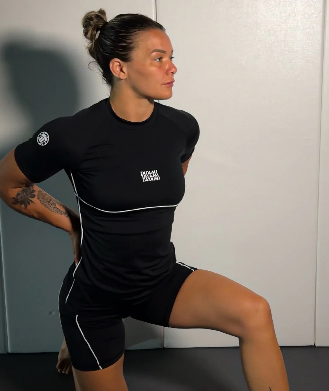 Ladies Contour Short Sleeve Rash Guard - Black - Image 2