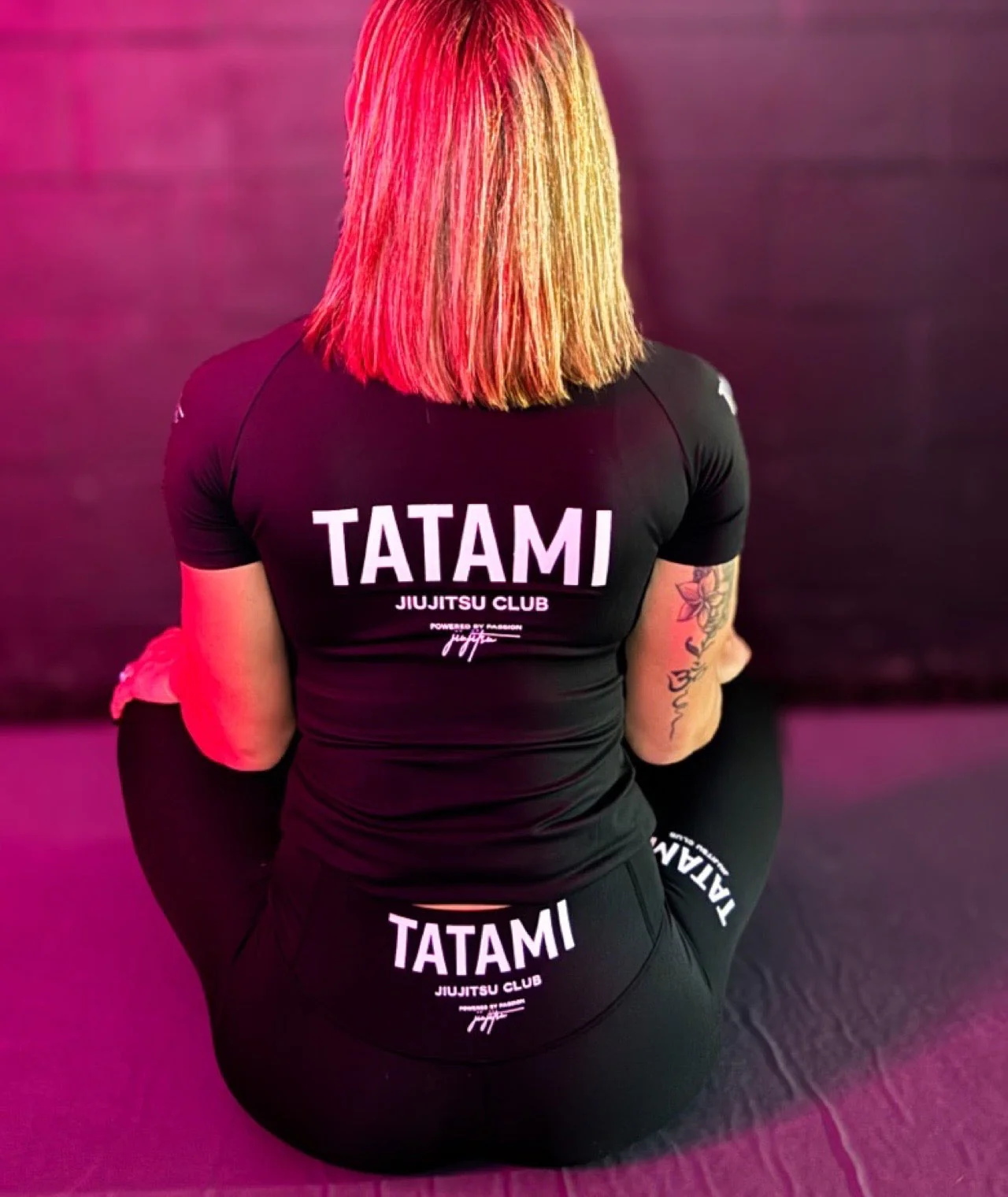 Ladies JJ Club Short Sleeve Rash Guard - Image 6