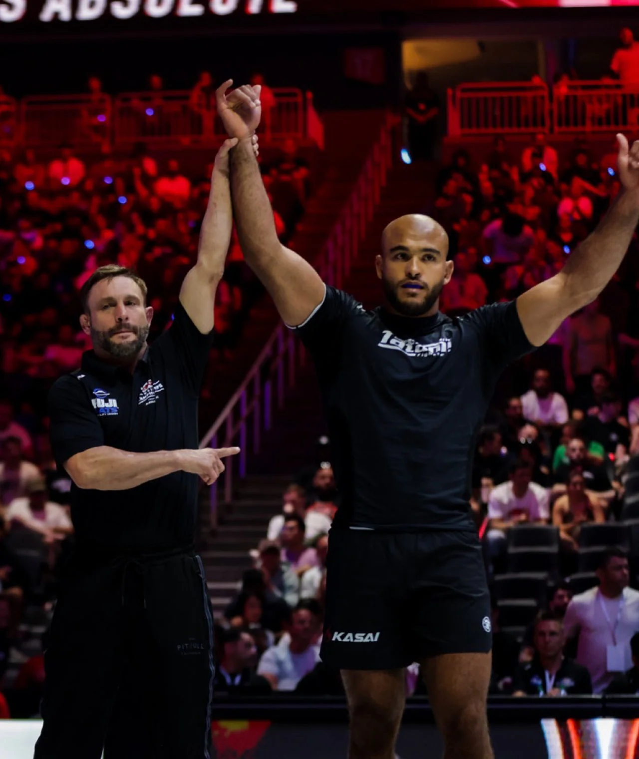Technical Short Sleeve Rash Guard - Black - Image 6