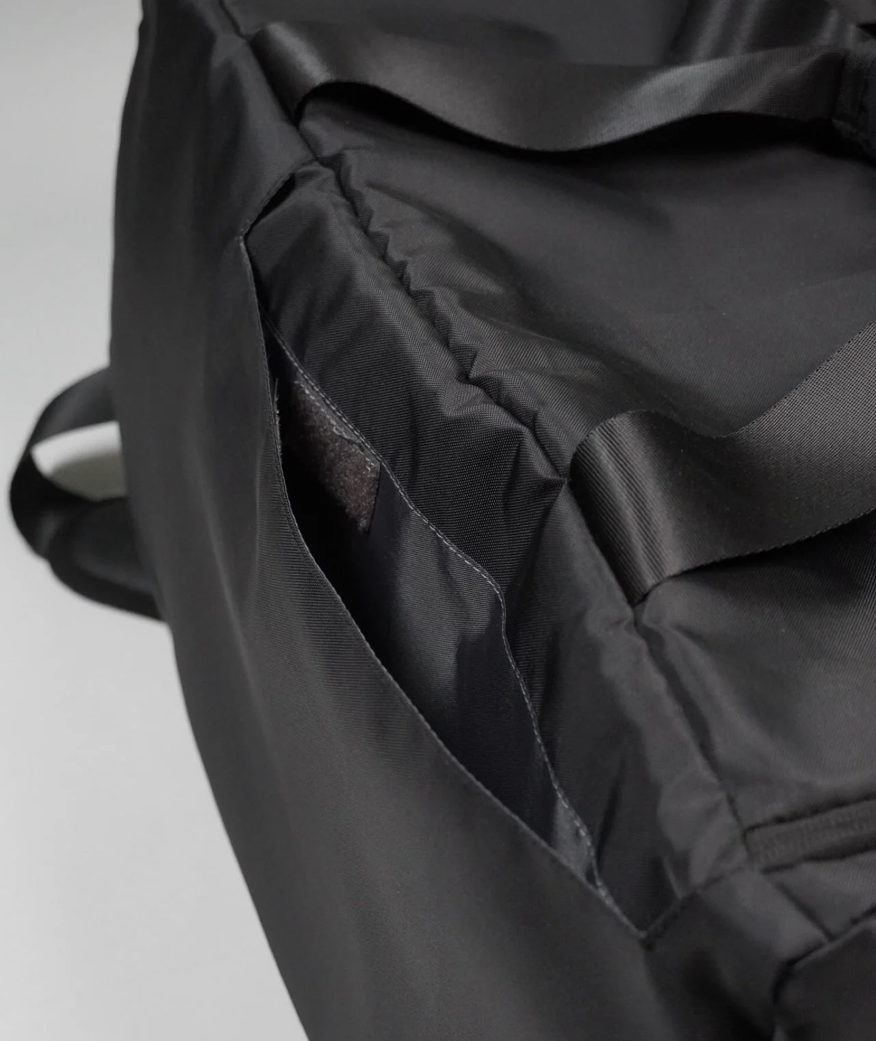 Ultimate Convertible 2.0 Duffle Bag - Image 10